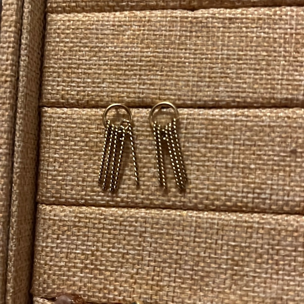 Plunder studs